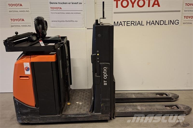 Toyota OSE120P Περονοφόρο ανυψωτικό συλλογής παραγγελιών μικρού ύψους