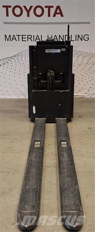 Toyota OSE120P 低架装载机
