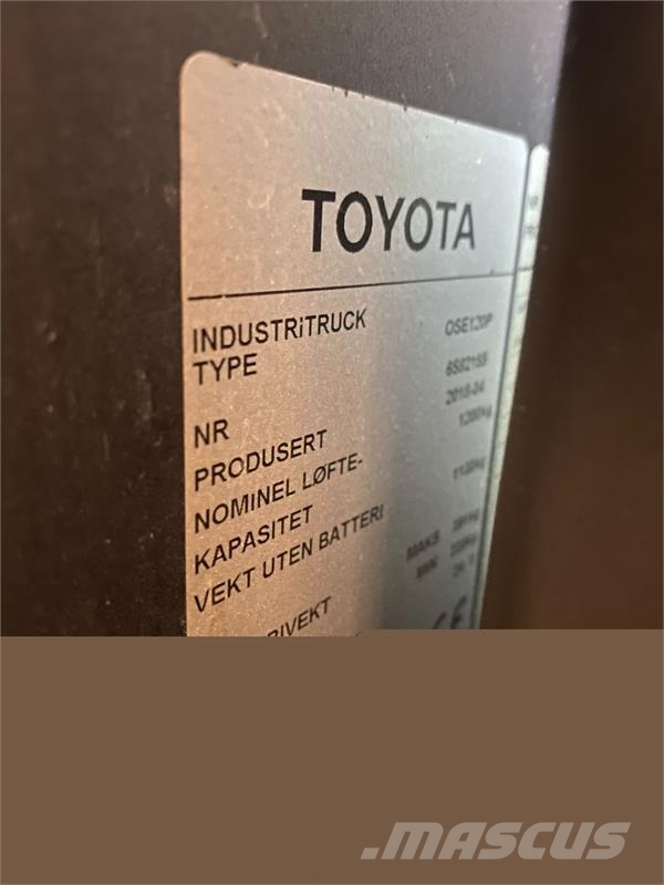 Toyota OSE120P Matalakeräilytrukit