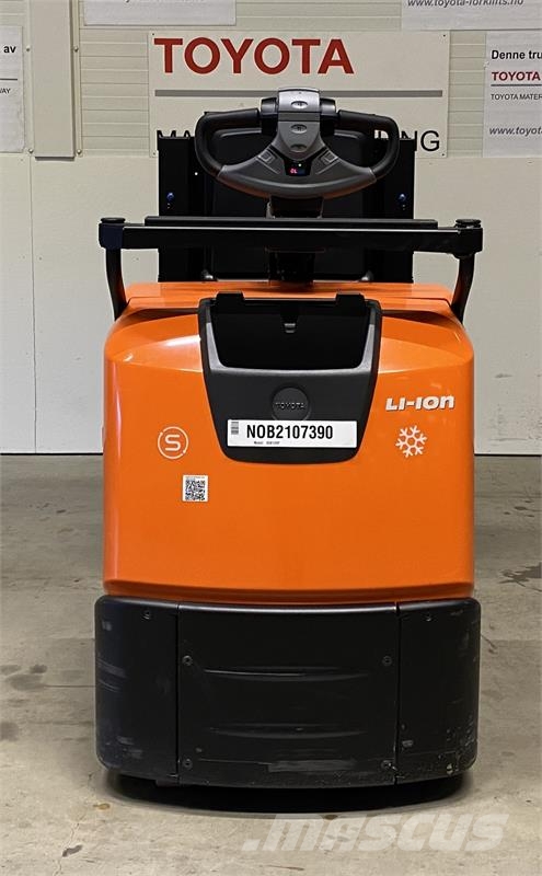 Toyota OSE120P معدات الرفع عالي المستوى