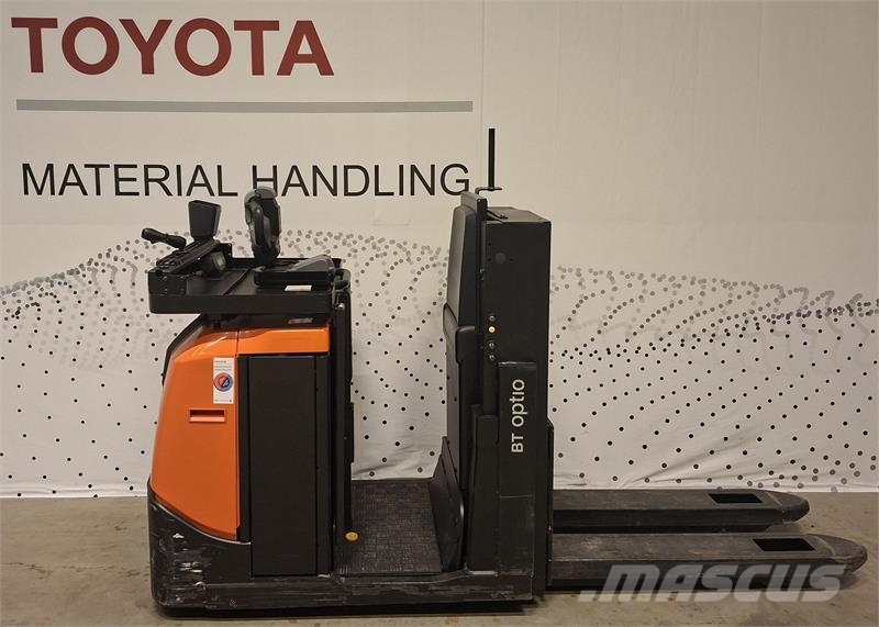 Toyota OSE120P Low lift order pickers