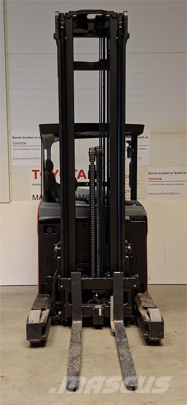 Toyota RRE140H Retraky