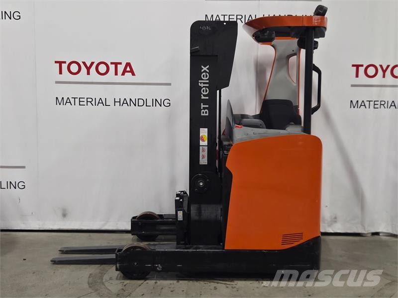 Toyota RRE160H Ανυψωτικά στενών δρόμων