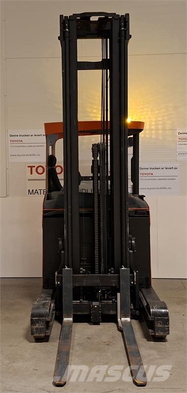 Toyota RRE160HE Lielaugstuma pārvadātājs