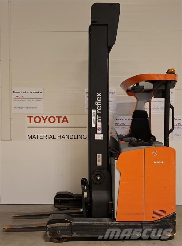 Toyota RRE160HE Lielaugstuma pārvadātājs