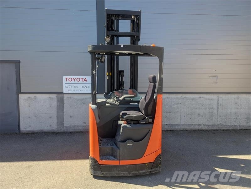 Toyota RRE160HE Retraky