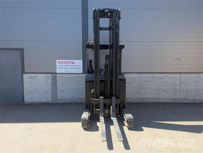Toyota RRE160HE Retraky