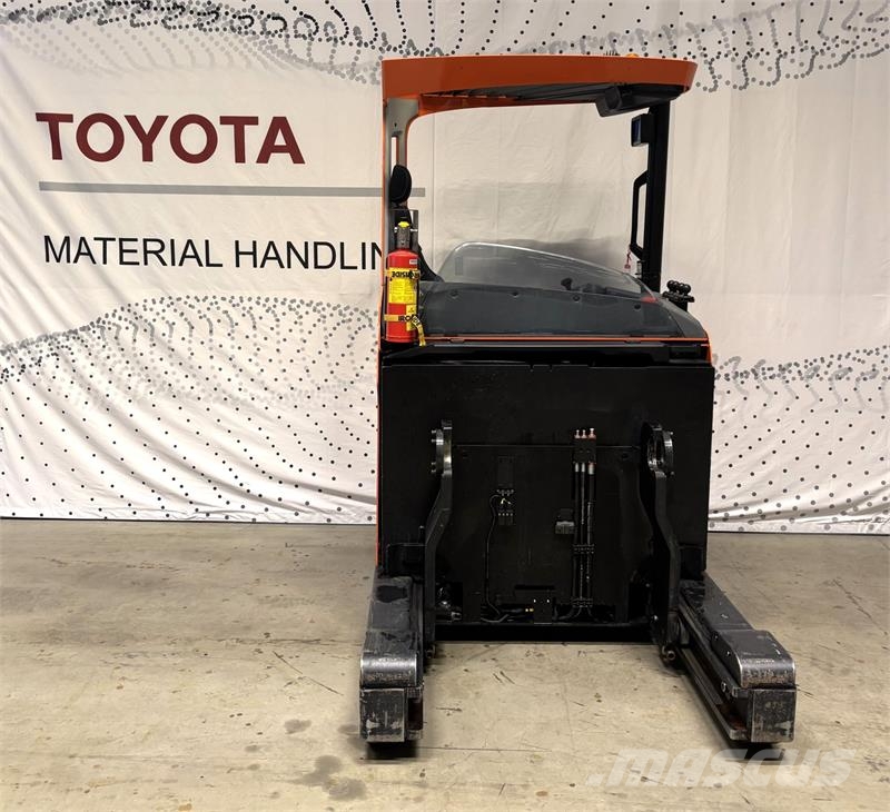 Toyota RRE160HE شاحنة مناولة