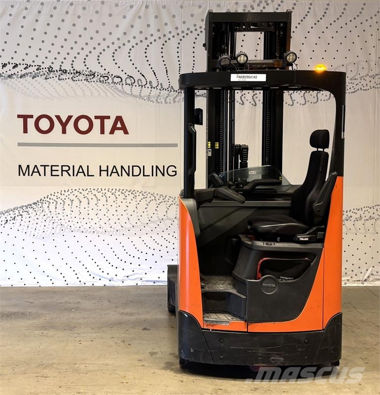 Toyota RRE160HR Lielaugstuma pārvadātājs