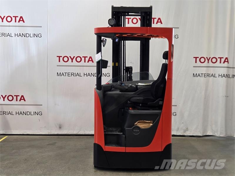 Toyota RRE200H 前移式叉车