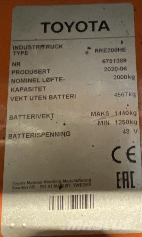 Toyota RRE200HE Lielaugstuma pārvadātājs