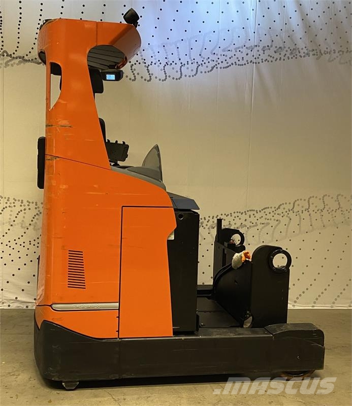 Toyota RRE200HE Lielaugstuma pārvadātājs