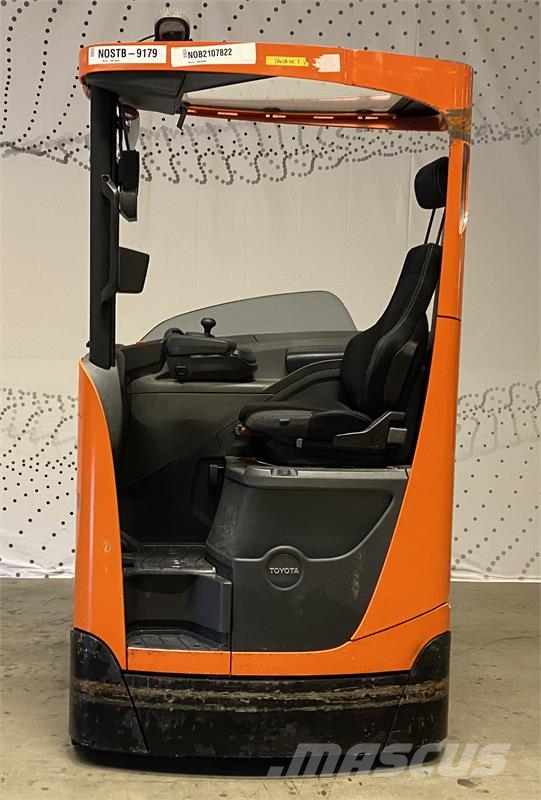 Toyota RRE200HE Carretillas retráctiles