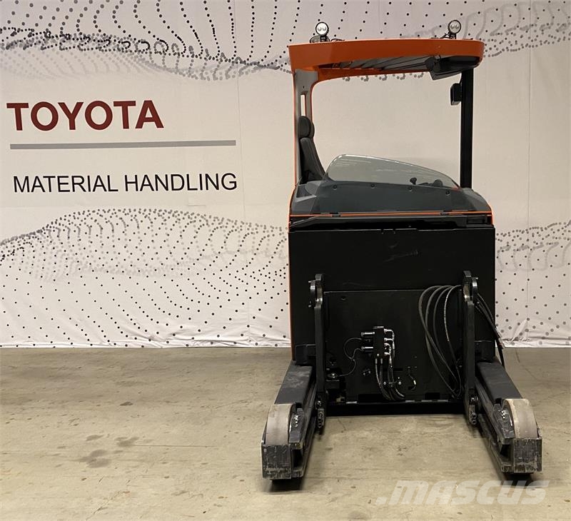 Toyota RRE250E 前移式叉车