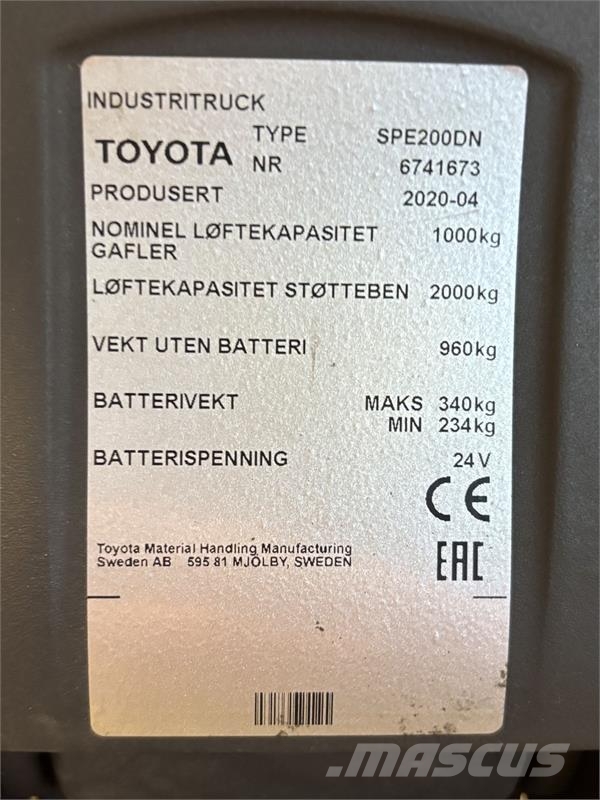 Toyota SPE200DN Χειροκίνητα παλετοφόρα