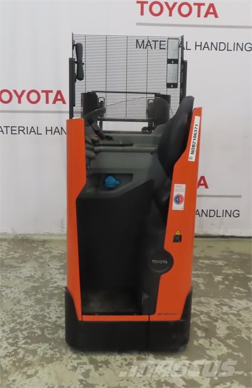 Toyota SSI200D Self propelled stackers
