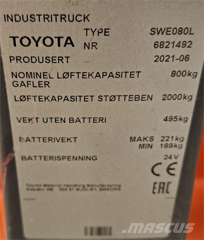 Toyota SWE080L Παλετοφόρα πεζού χειριστή με ιστό