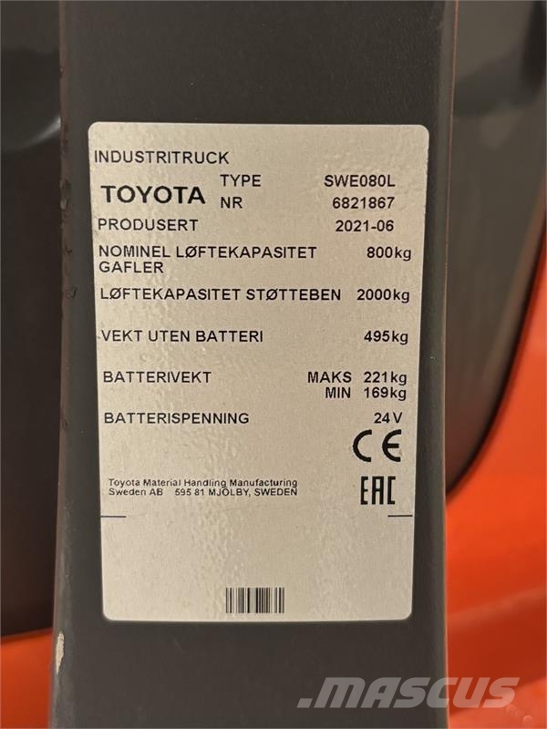 Toyota SWE080L Gyalogkíséretű targonca