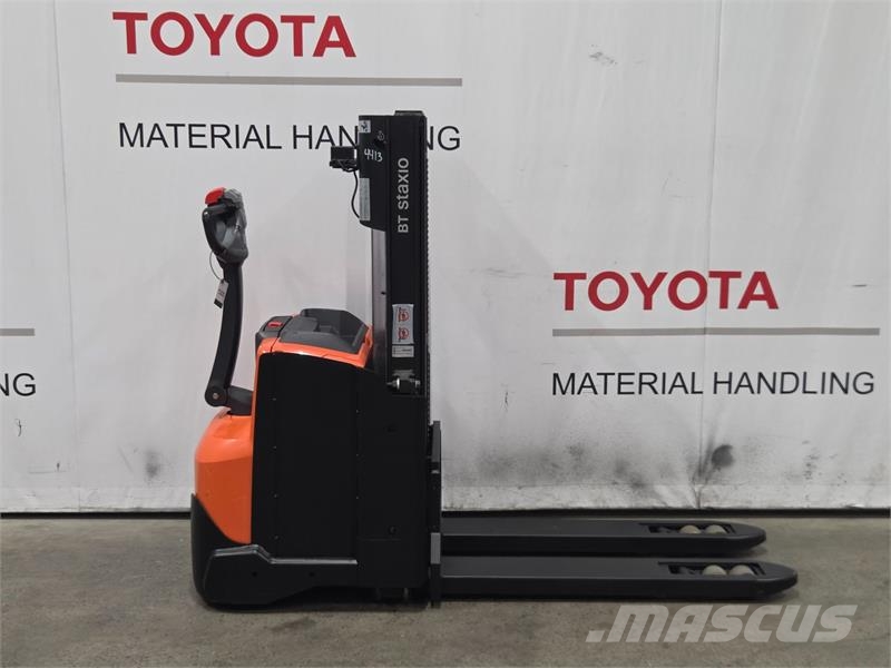 Toyota SWE200D Ручные штабелёры с электроподъёмом