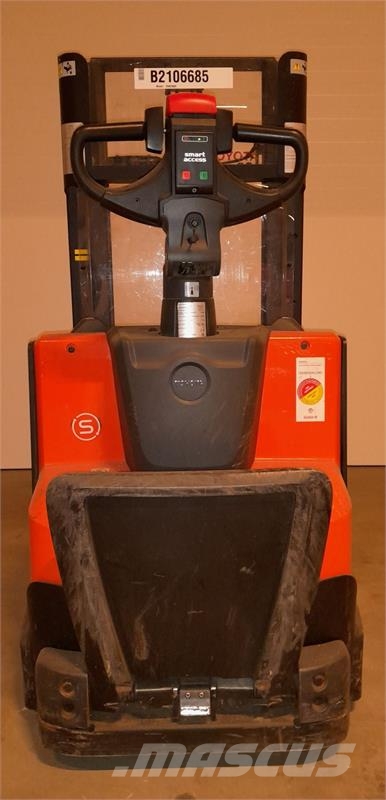 Toyota SWE200D Deichselstapler