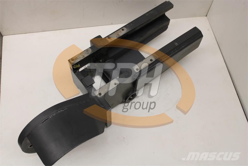 Bomag 31162019 Bomag Marini BM1000 Seitenträger その他部品