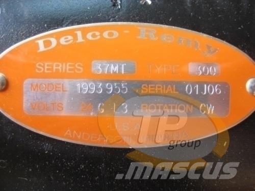Delco Remy 1993910 Anlasser Delco Remy 37MT Typ 300 Двигуни