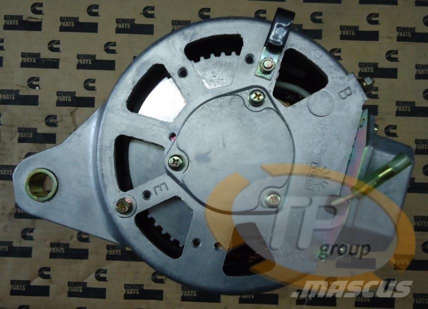 Isuzu 1-81200-233-0 Alternator 24V 40A 1812002450 Motoren
