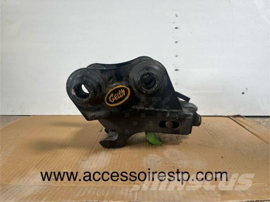 Attache rapide pour mini pelle de 0.8T à 2T5 기타 부품