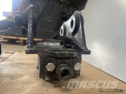 Attache rapide pour mini pelle de 0.8T à 2T5 기타 부품