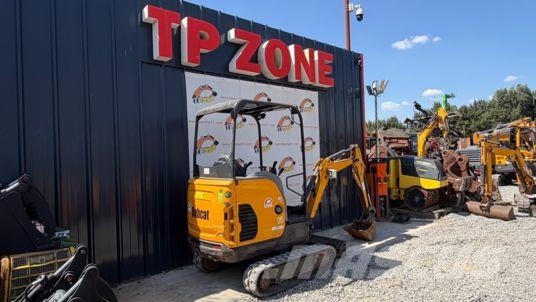 Bobcat E17 à 13 900 € HT Miniexcavadoras