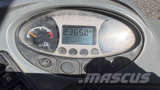 Bobcat E17 à 13 900 € HT Miniexcavadoras