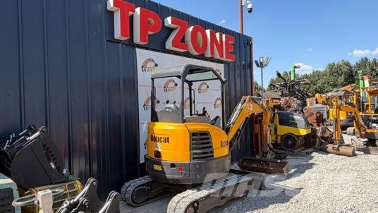 Bobcat E26 à 19 500 € HT حفارات صغيرة أقل من 7 طن (حفارات صغيرة)