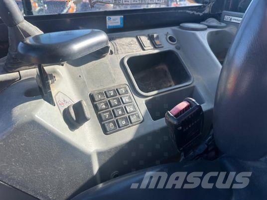 Bobcat E35 à 22 500€ HT Мини екскаватори < 7 т
