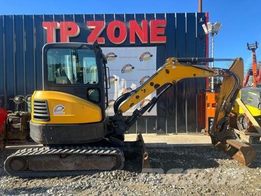 Bobcat E35 à 22 500€ HT Мини екскаватори < 7 т