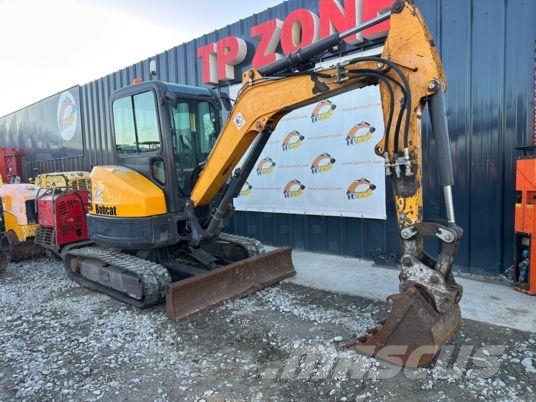 Bobcat E35 à 22 500 € HT Мини екскаватори < 7 т