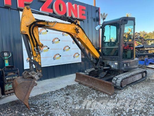 Bobcat E35 à 22 500 € HT Мини екскаватори < 7 т
