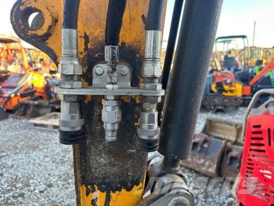 Bobcat E35 à 22 500 € HT Мини екскаватори < 7 т