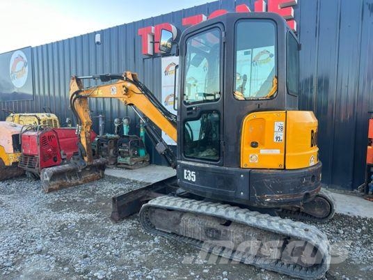 Bobcat E35 à 23 500 € HT Мини екскаватори < 7 т