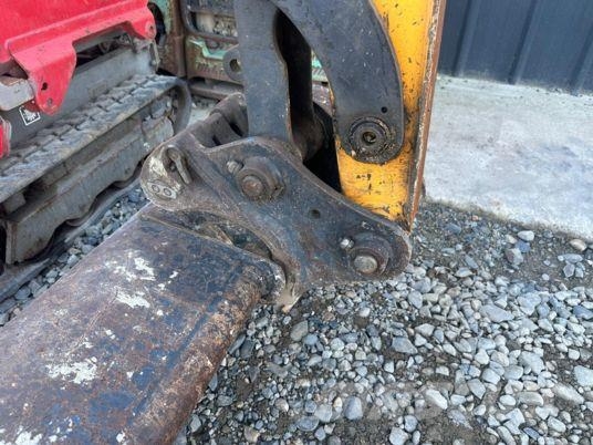 Bobcat E35 à 23 500 € HT Мини екскаватори < 7 т