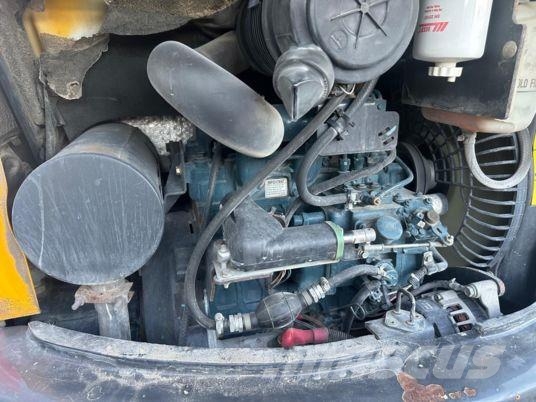 Bobcat E35 à 23 500 € HT Мини екскаватори < 7 т