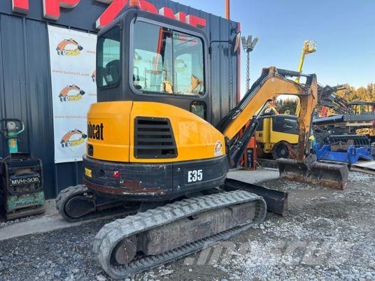 Bobcat E35 à 23 500 € HT Мини екскаватори < 7 т