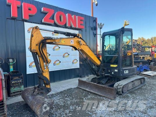 Bobcat E35 à 23 500 € HT Мини екскаватори < 7 т