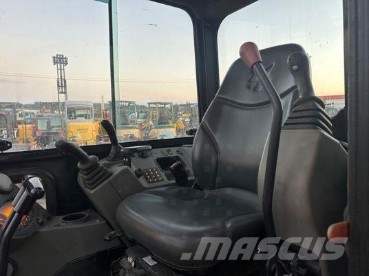 Bobcat E35 Cabine à 22500 € HT Mini ekskavatörler, 7 tona dek