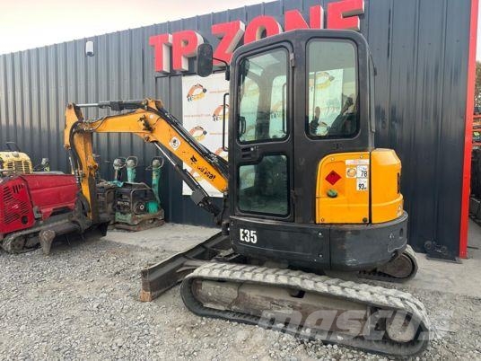 Bobcat E35 Cabine à 22500 € HT Mini ekskavatörler, 7 tona dek