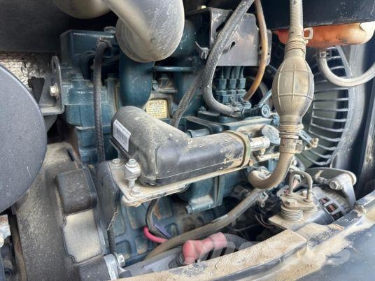 Bobcat E35 Cabine à 23500 € HT Mini ekskavatörler, 7 tona dek