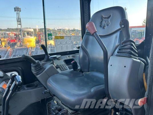 Bobcat E35 Cabine à 23500 € HT Mini ekskavatörler, 7 tona dek