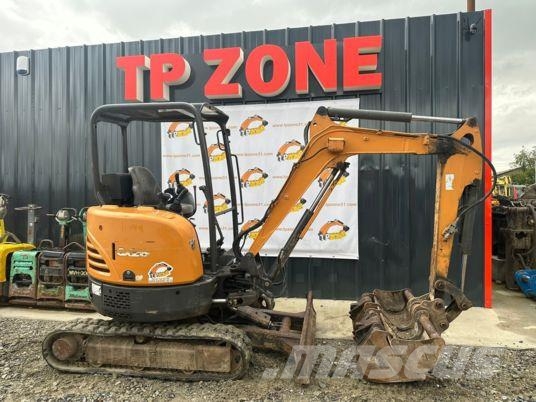 CASE CX26C Canopy à 18 900 € HT 小型挖掘机