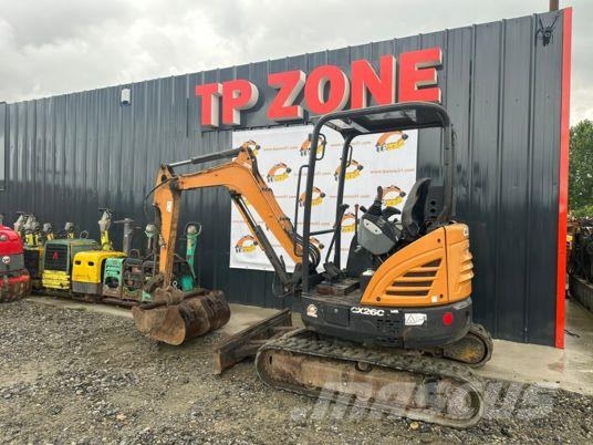 CASE CX26C Canopy à 18 900 € HT 小型挖掘机