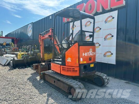 Hitachi ZX26U-5A CR à 19 900 € HT Miniexcavadoras
