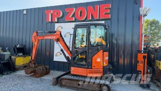 Hitachi ZX26U-5A CR Cabine à 22 500 € HT حفارات صغيرة أقل من 7 طن (حفارات صغيرة)